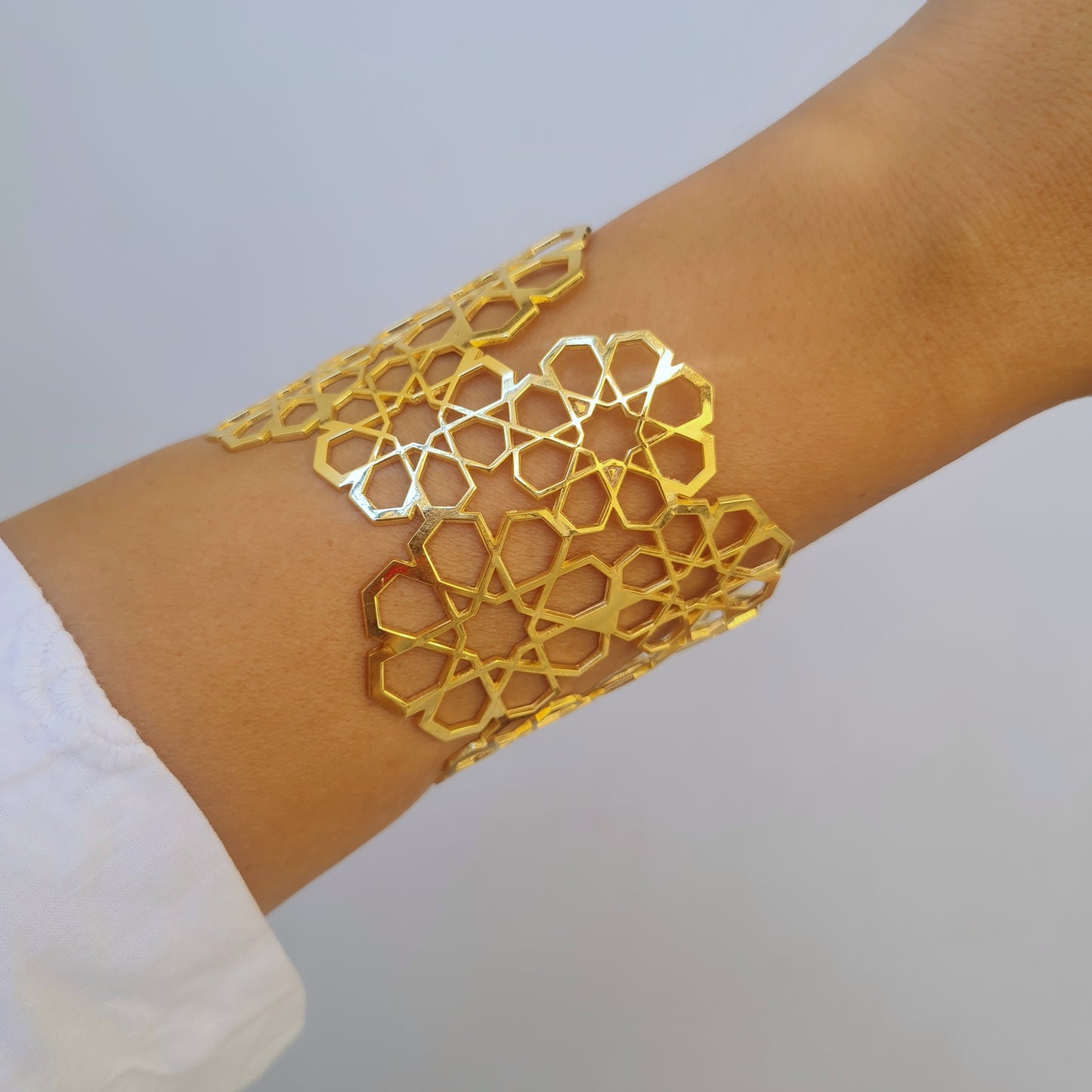 Heritage Arabesque Mosaic Bangle