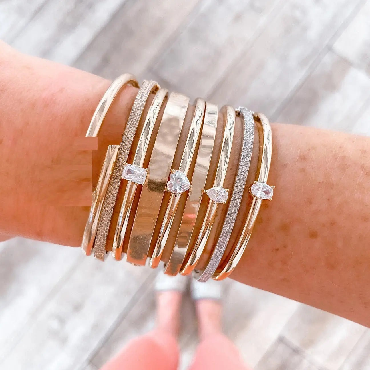 MiniLux simple golden bangle