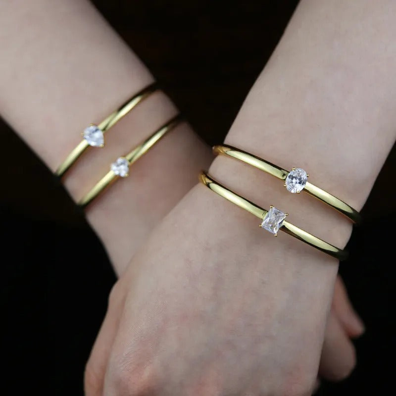 MiniLux simple golden bangle
