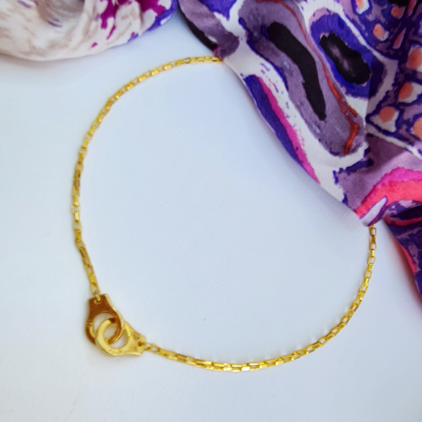 MiniLuxDinVan" Cuffs" necklace