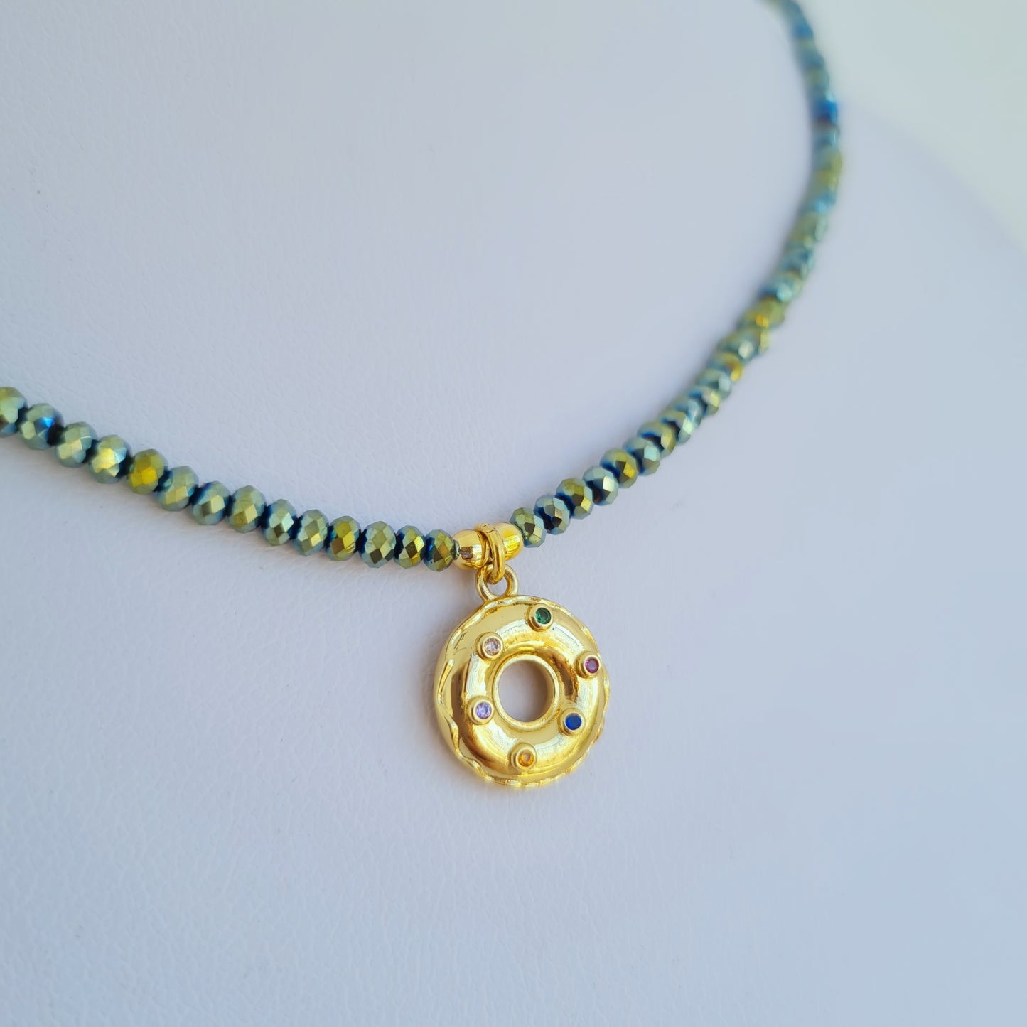 Donut choker necklace