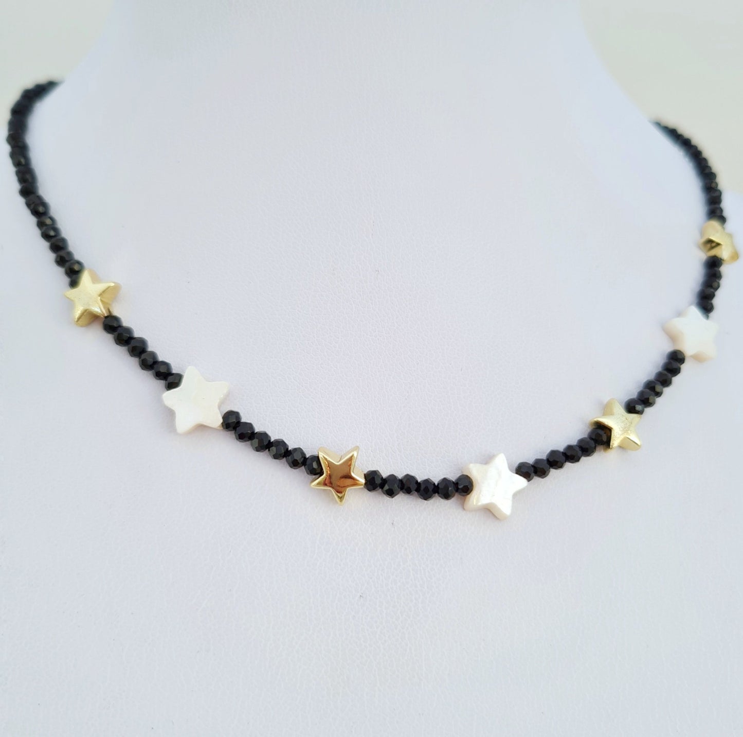 Sparkling Choker Necklace