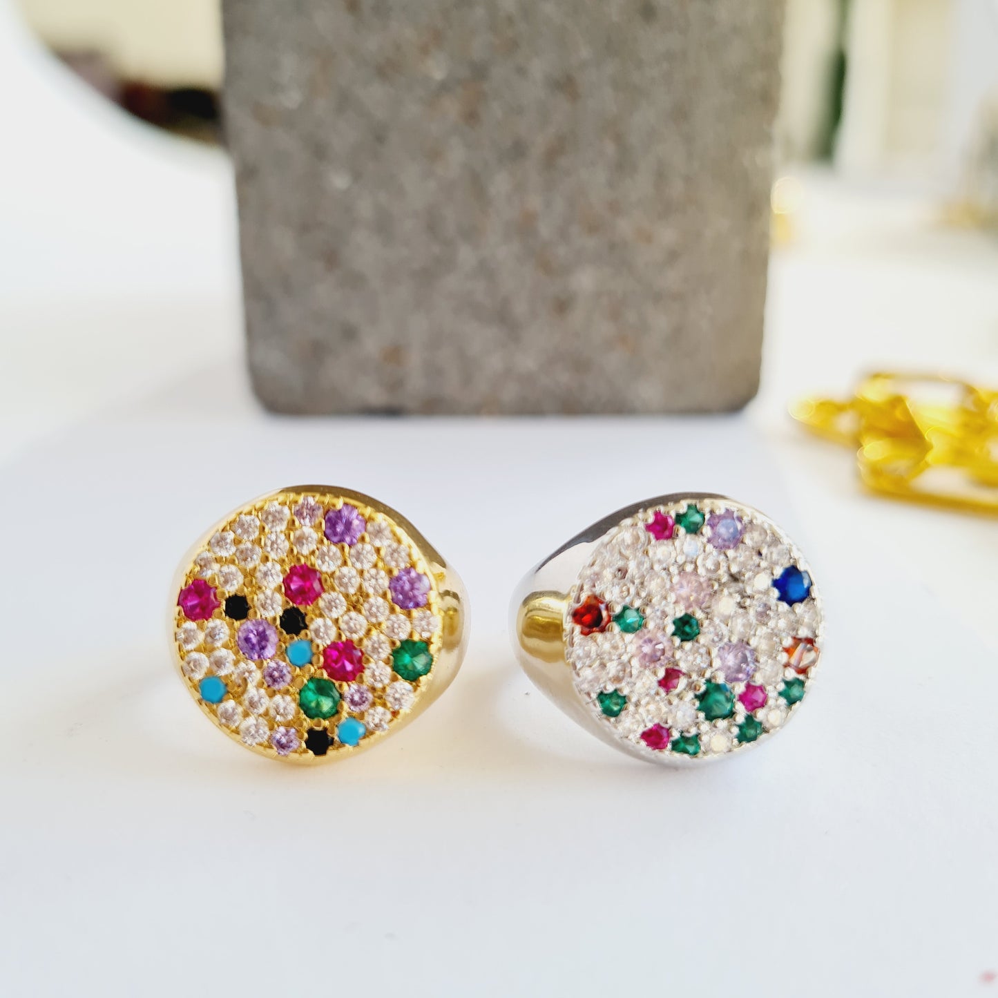 Round Zirconia Ring