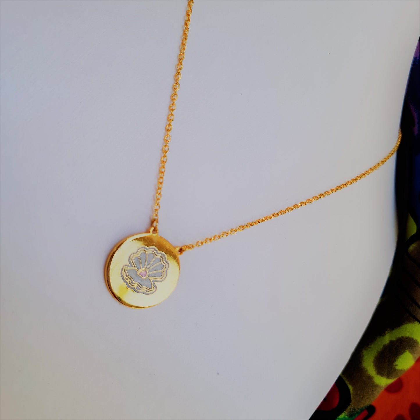 Shell Enamel necklace