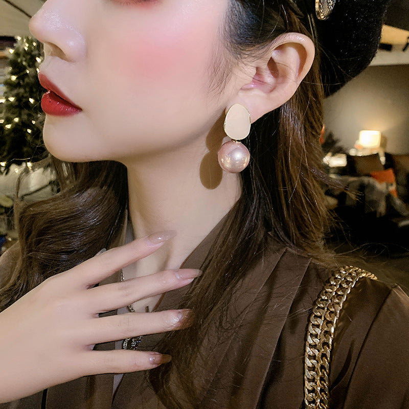 Pearl White/Gray Earrings