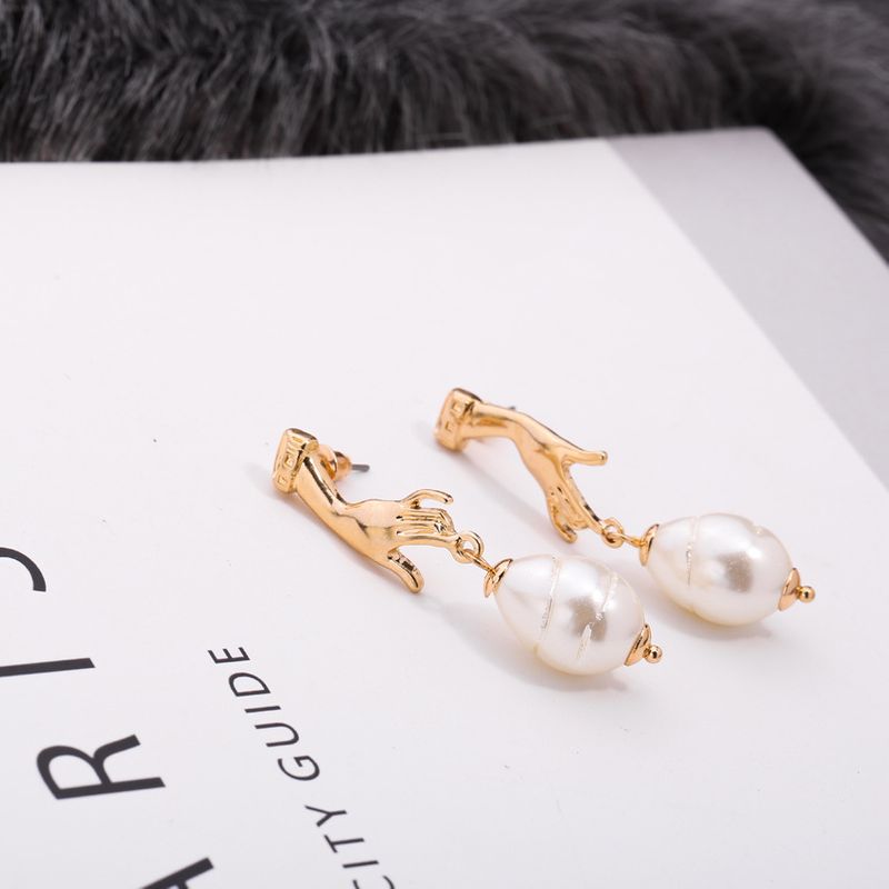 MiniLux NY trendy earrings