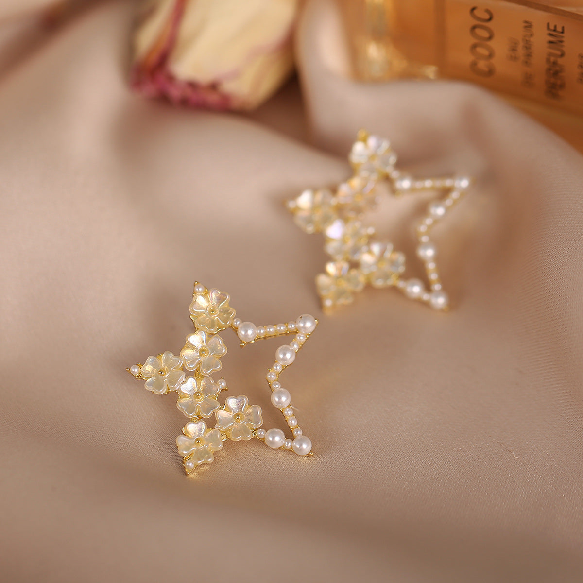 MiniLux Star Pearl earrings