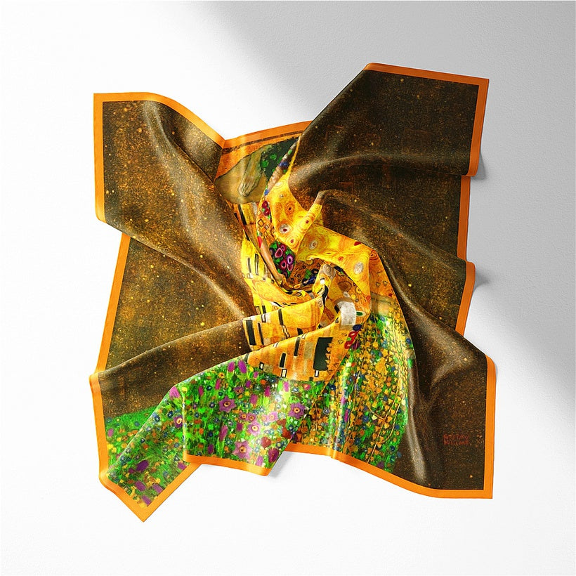 Gustav Klimt:The kiss Scarf
