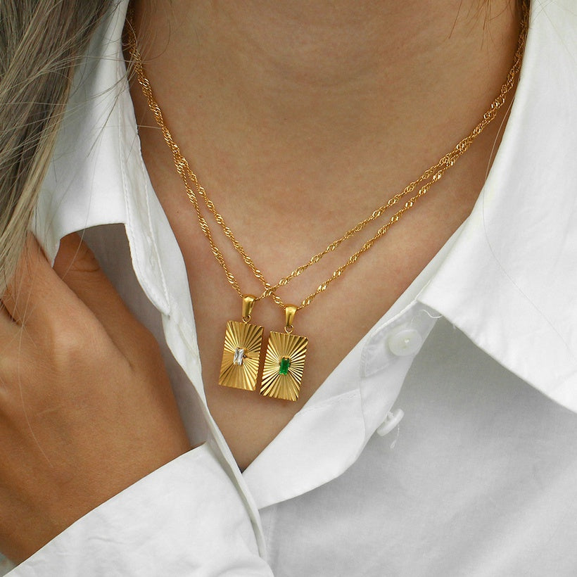 Minilux sun rays necklace