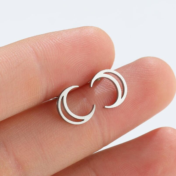 Moon golden stud earrings