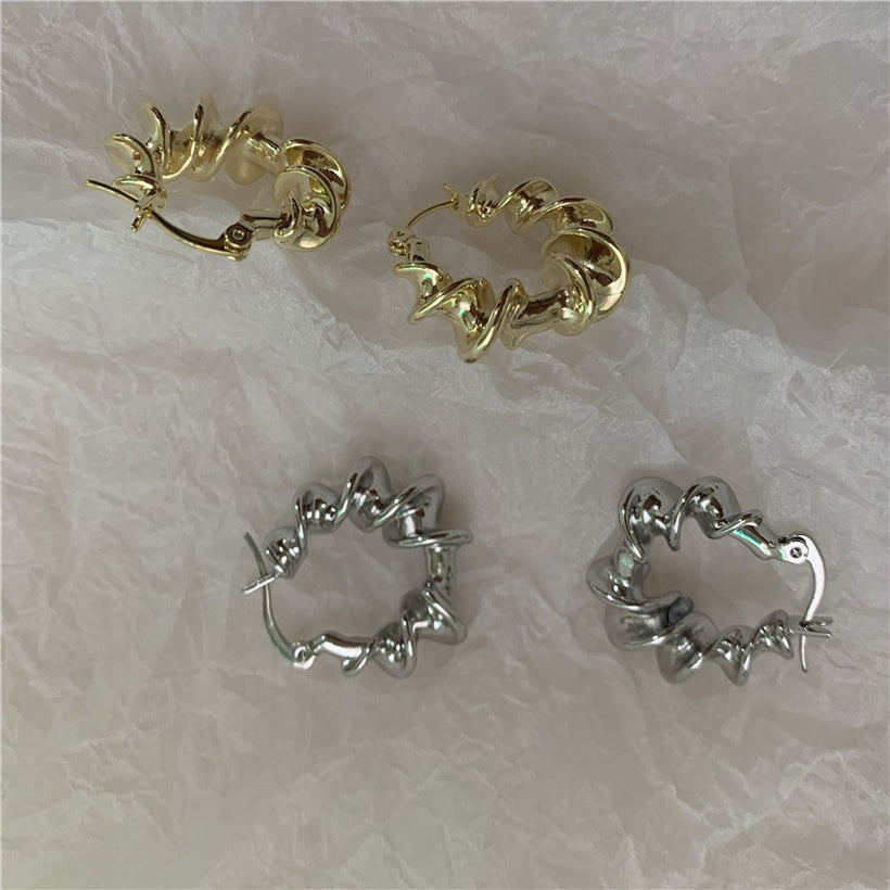 Twisted Gold hoops earrings