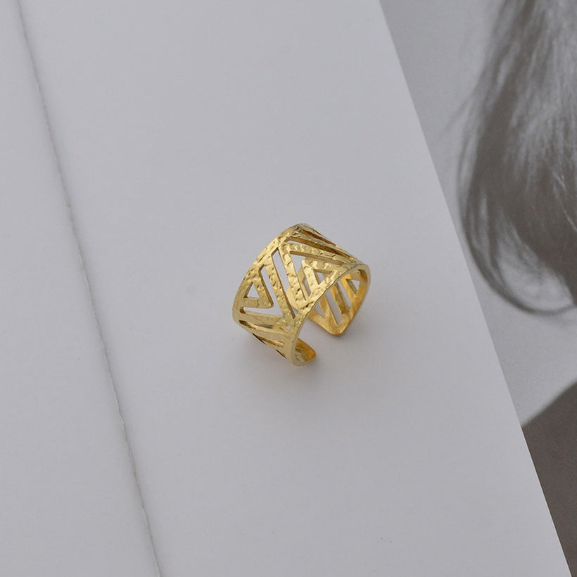 Geometric hollow square ring