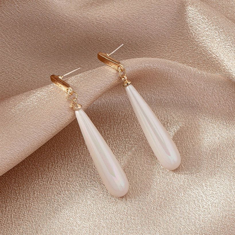 Water drop earrings