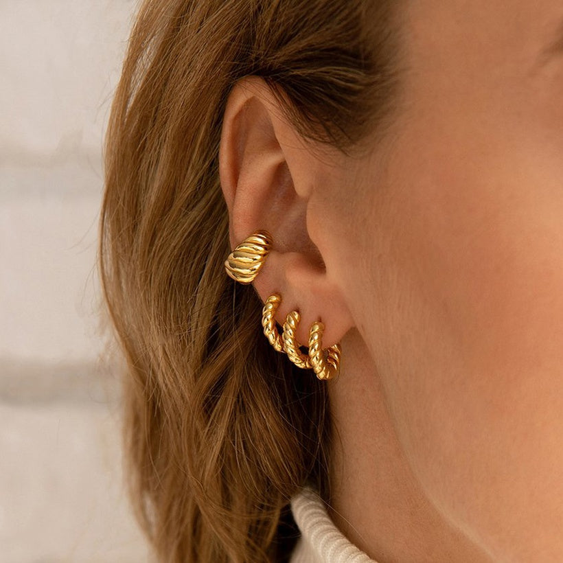 Simona Earcuff