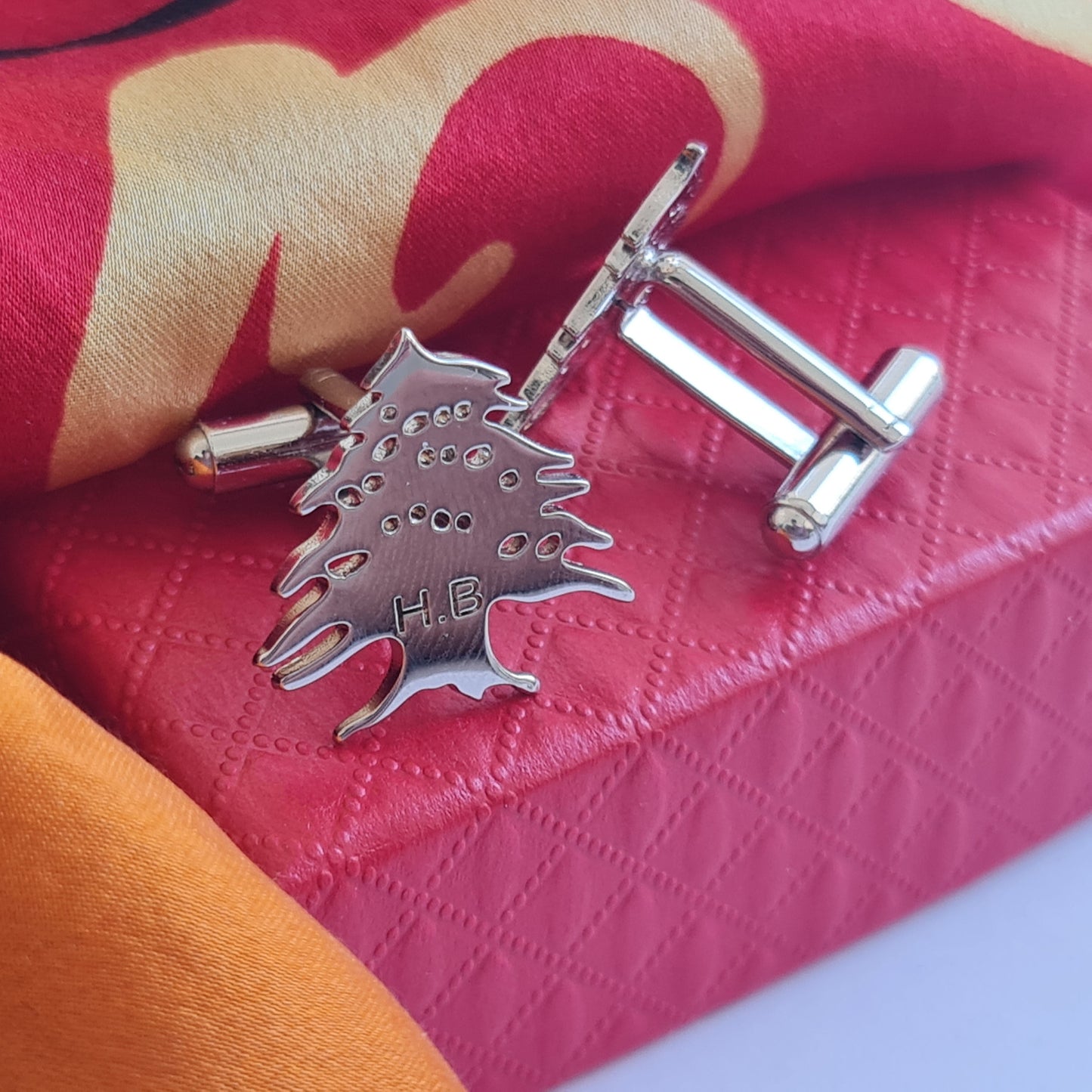 Cufflinks: Cedar