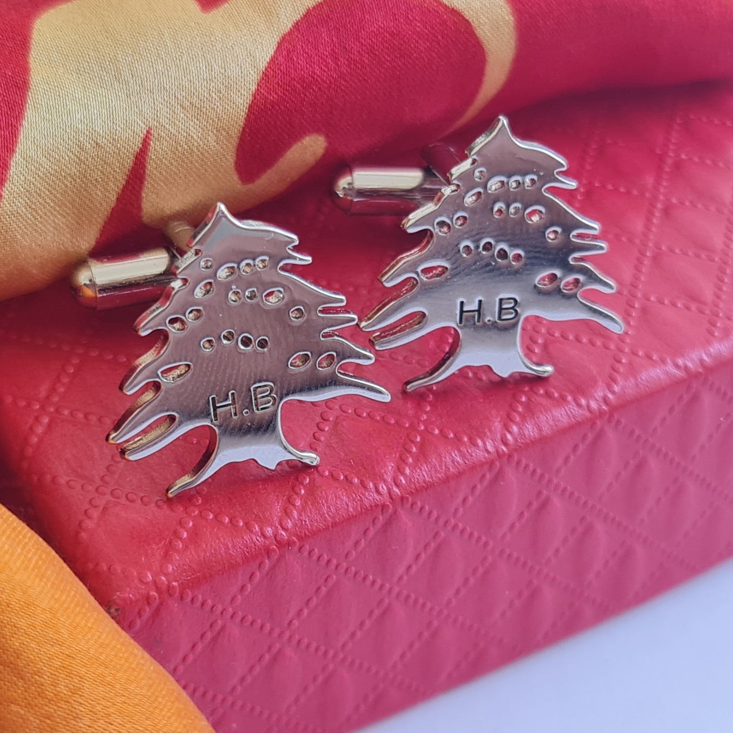 Cufflinks: Cedar