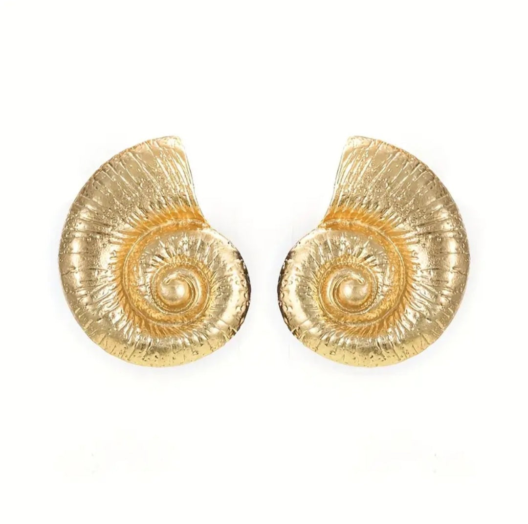 Shell Rounded Earring