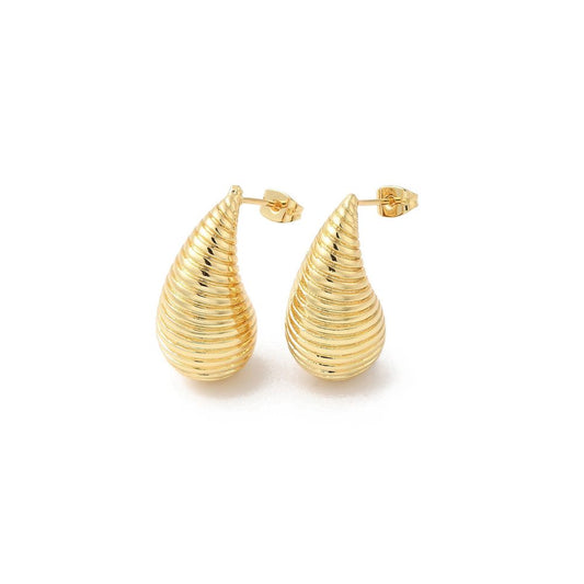 "B" earrings Golden