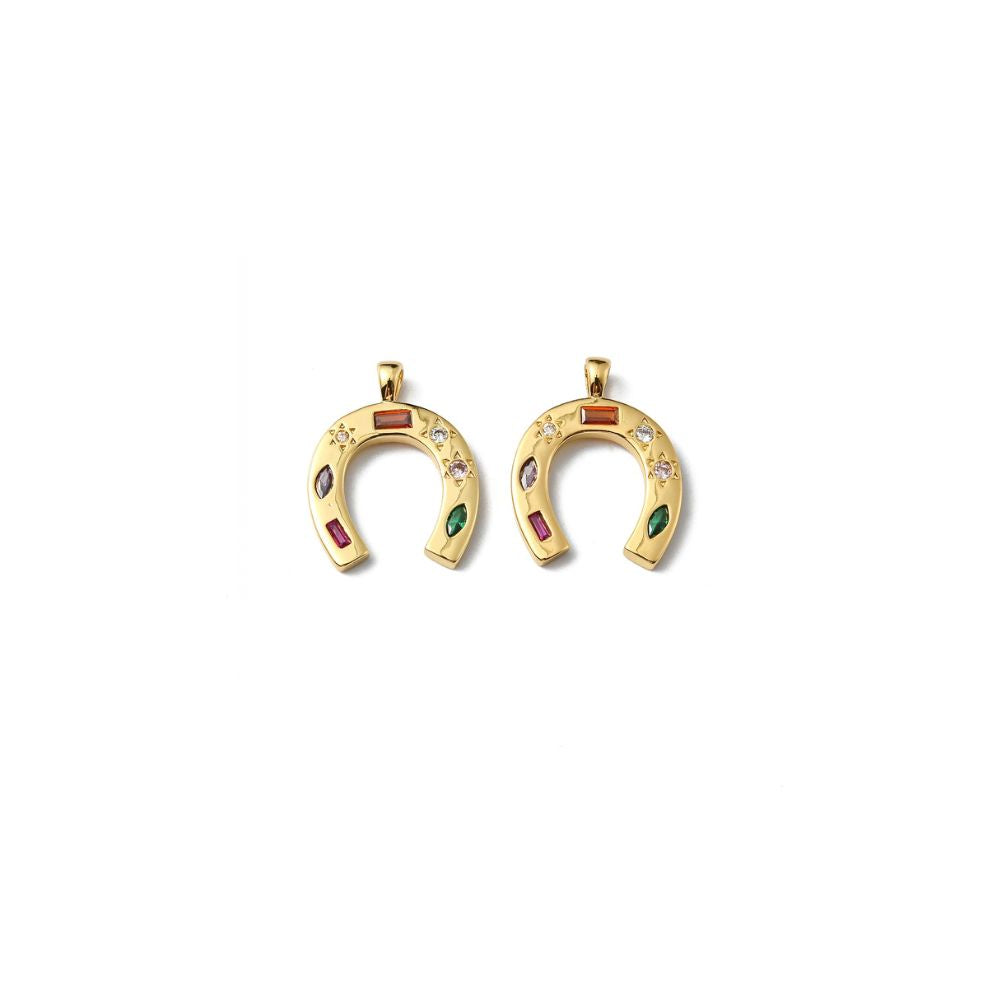 Horse shoe pendant