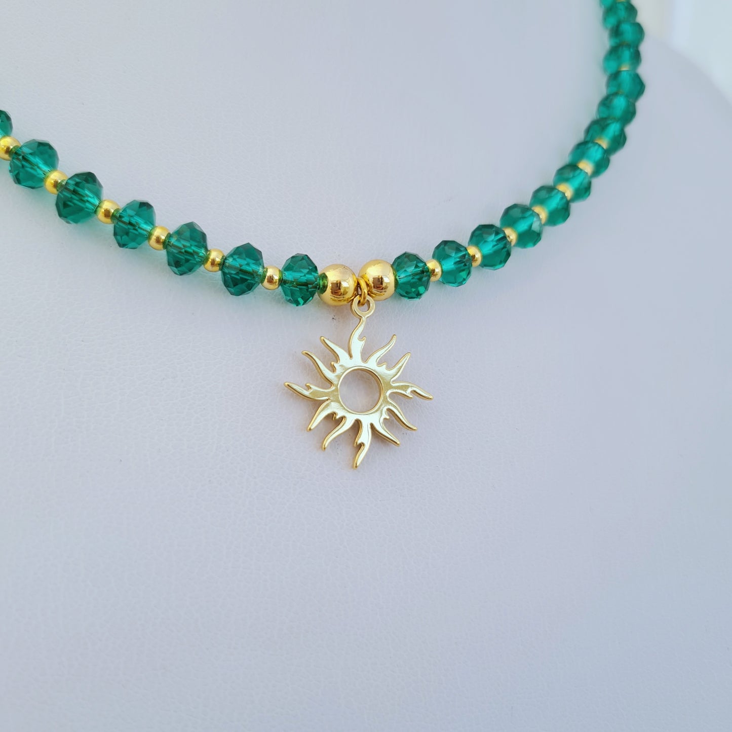 Green sun necklace