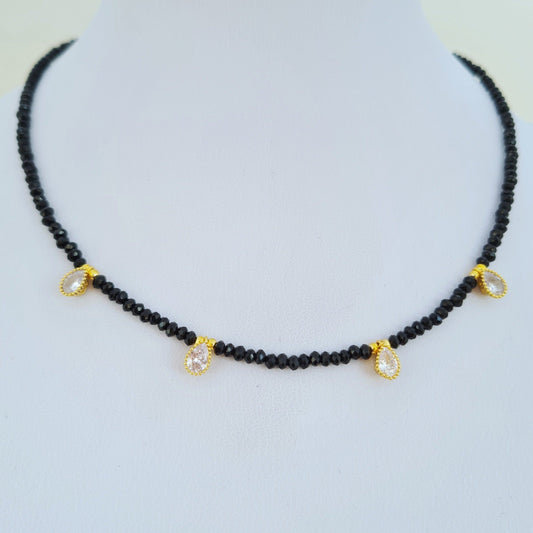 Tear drop multicharms choker Necklace