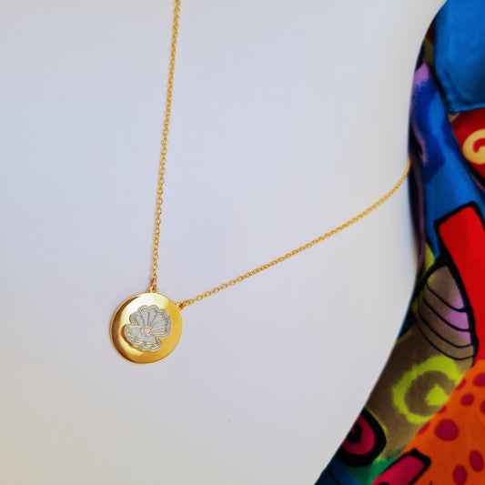 Shell Enamel necklace