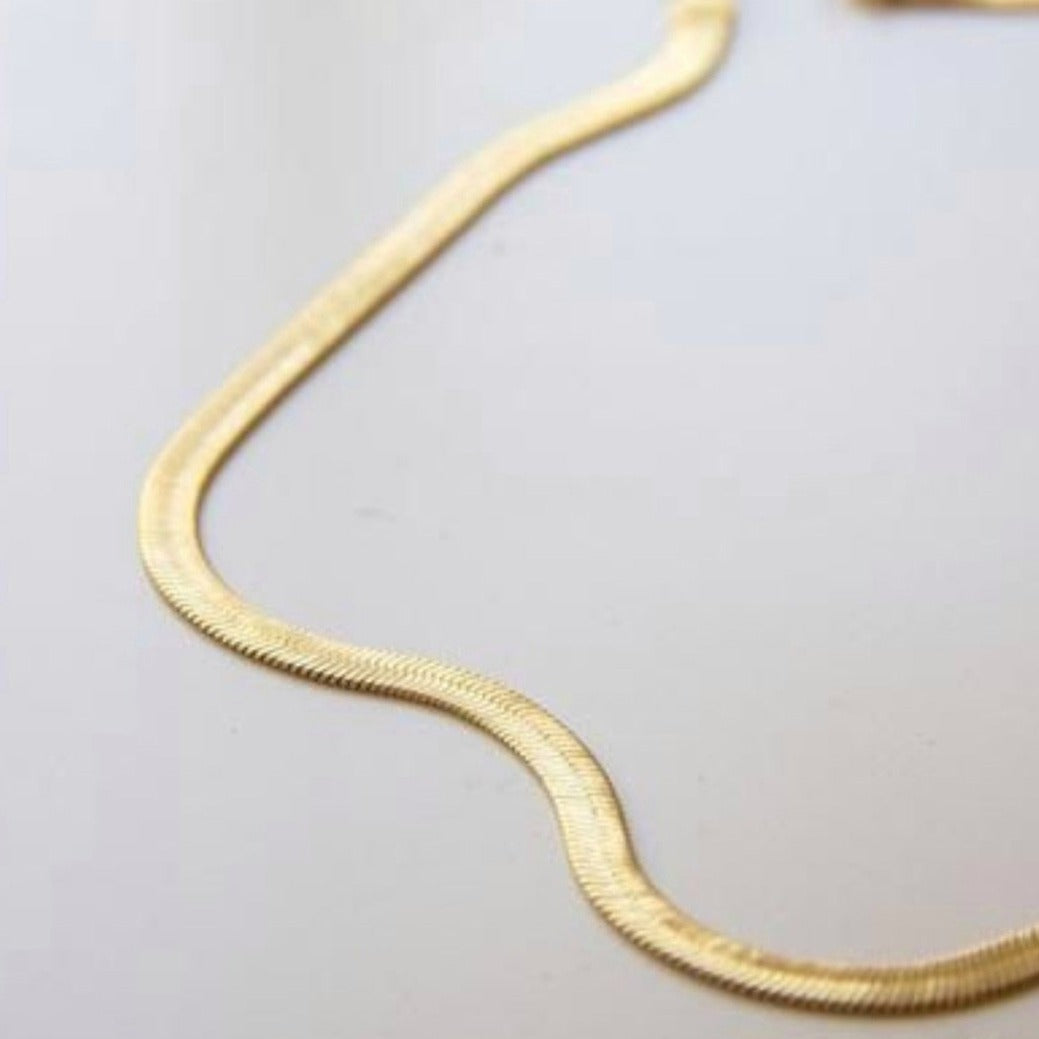 Snake necklace - medium size